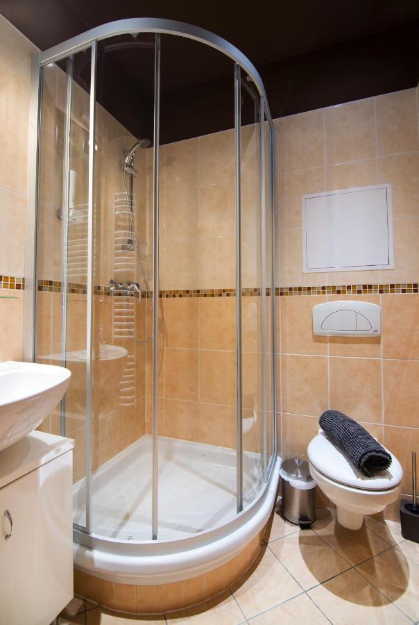 Pension Pulmesic Jablonec nad Nisou Esterno foto